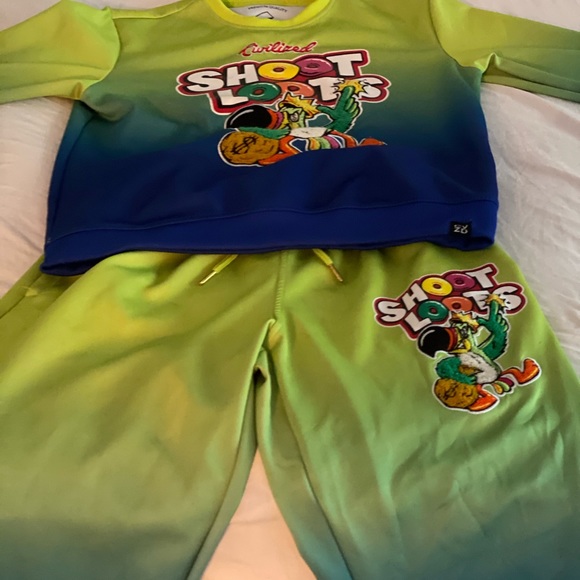 Men’s Large (SHOOT LOOTS) sweat suit blue/yellow - Picture 4 of 6